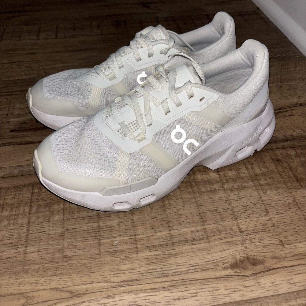 On Running Women's Athletic Shoes - White- Size 8